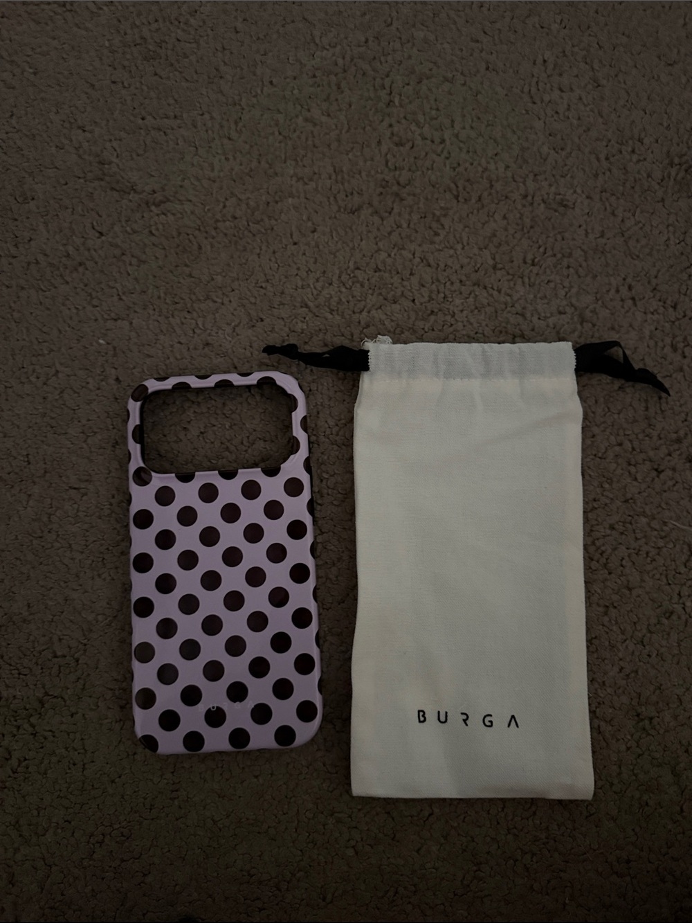 Burga polka dot case